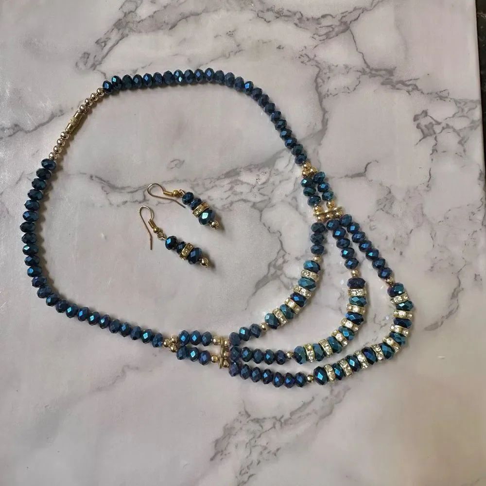 Blue andโgold necklace with matchingโearrings